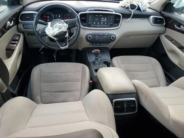 5XYPG4A38HG257844 2017 KIA SORENTO - Image 8