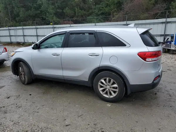 5XYPG4A38HG258976 2017 KIA SORENTO - Image 2