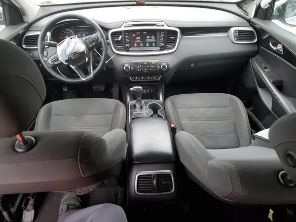 5XYPG4A38HG258976 2017 KIA SORENTO - Image 8
