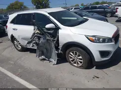 5XYPG4A38HG261103 2017 KIA SORENTO