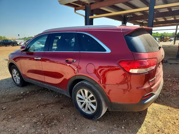 5XYPG4A38HG265653 2017 KIA SORENTO - Image 2
