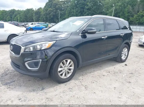 5XYPG4A38HG273235 2017 KIA SORENTO - Image 2