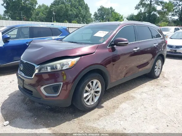 5XYPG4A38HG274806 2017 KIA SORENTO - Image 2