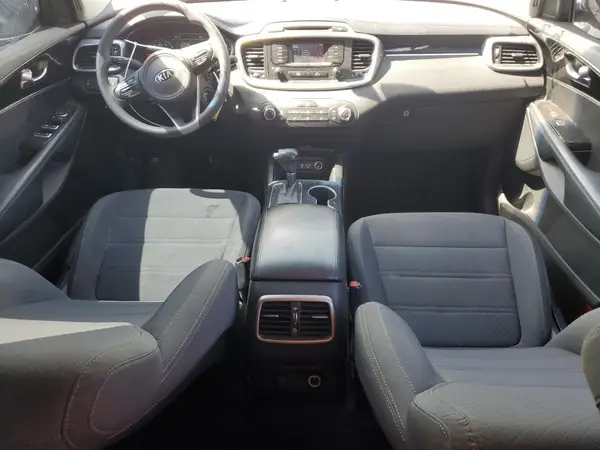 5XYPG4A38HG276524 2017 KIA SORENTO - Image 8
