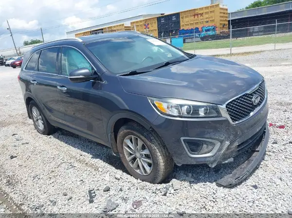 5XYPG4A38HG277009 2017 KIA SORENTO - Image 1