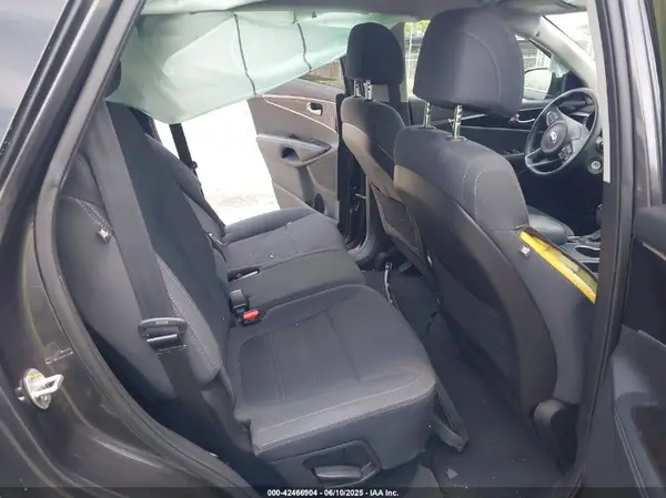 5XYPG4A38HG277009 2017 KIA SORENTO - Image 8