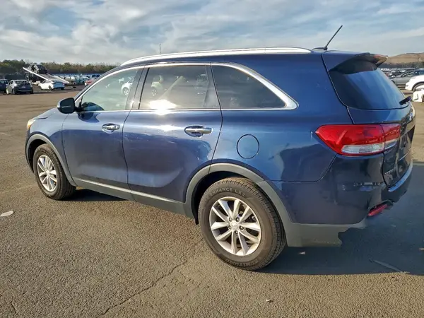 5XYPG4A38HG283540 2017 KIA SORENTO - Image 2
