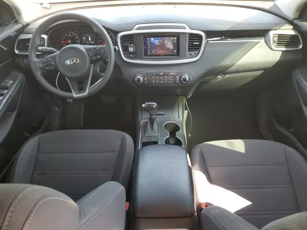 5XYPG4A38HG292240 2017 KIA SORENTO - Image 8