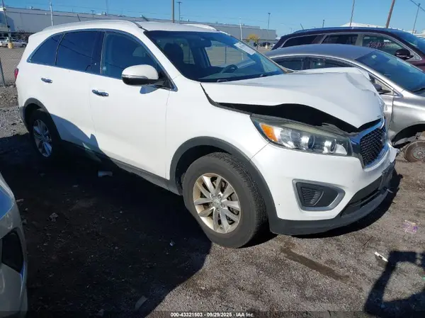 5XYPG4A38HG293159 2017 KIA SORENTO - Image 1
