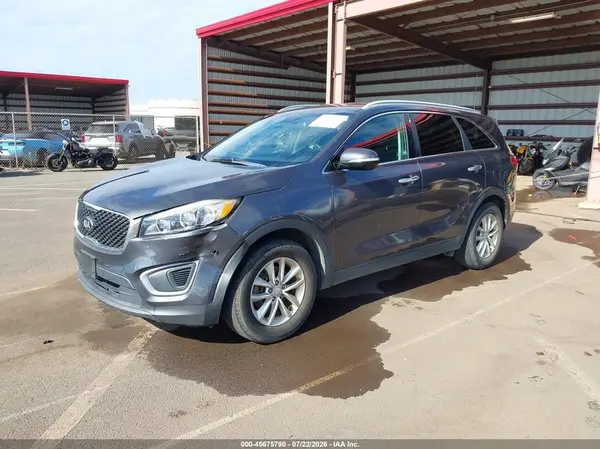 5XYPG4A38HG293310 2017 KIA SORENTO - Image 2