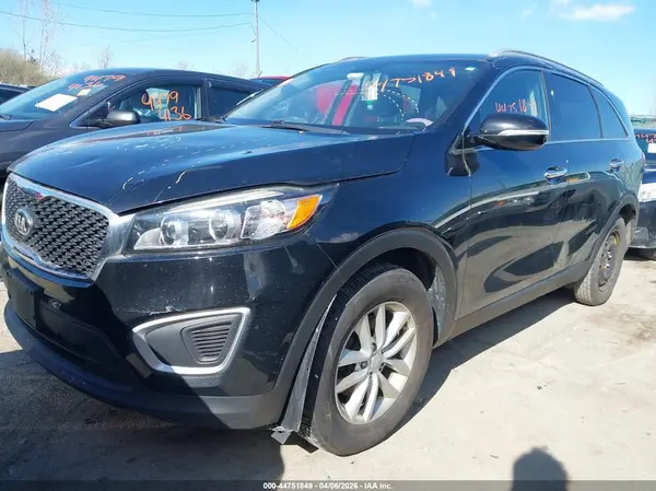 5XYPG4A38HG294246 2017 KIA SORENTO - Image 2