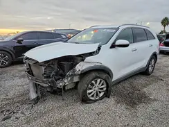 5XYPG4A38HG294943 2017 KIA SORENTO