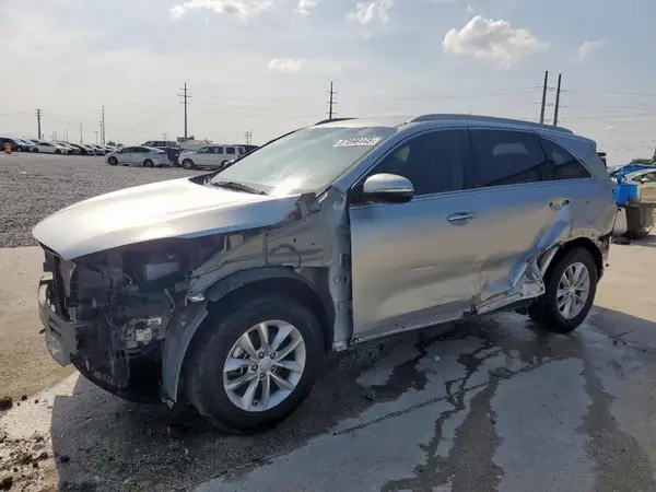 5XYPG4A38HG295218 2017 KIA SORENTO - Image 1