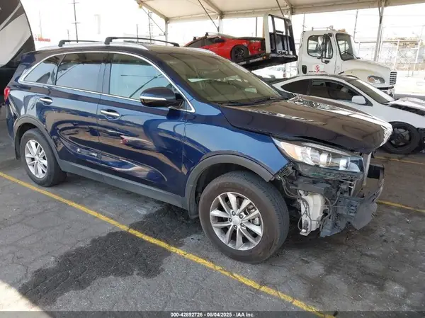 5XYPG4A38HG303396 2017 KIA SORENTO - Image 1