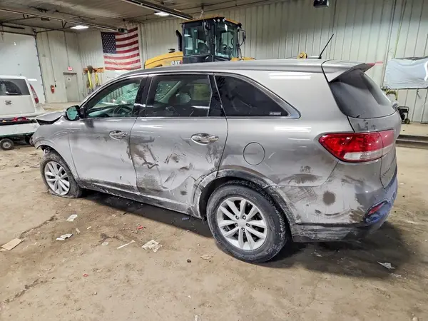 5XYPG4A38HG314625 2017 KIA SORENTO - Image 2
