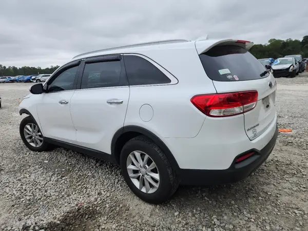5XYPG4A38JG339210 2018 KIA SORENTO - Image 2