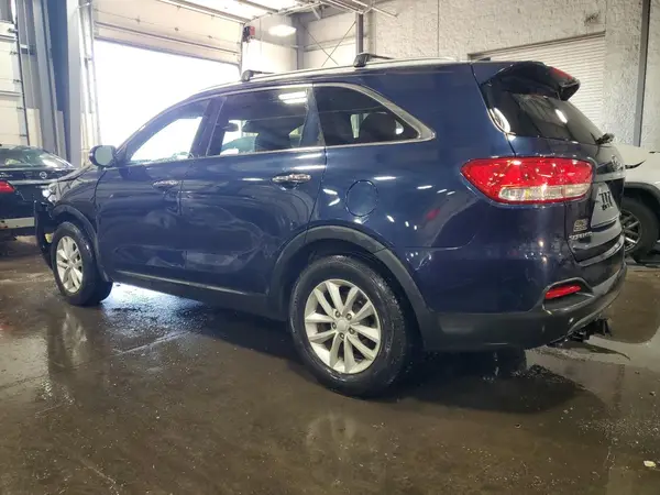 5XYPG4A38JG339255 2018 KIA SORENTO - Image 2
