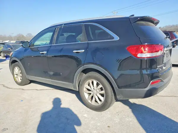 5XYPG4A38JG341023 2018 KIA SORENTO - Image 2