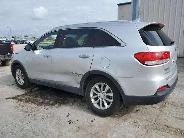 5XYPG4A38JG344360 2018 KIA SORENTO - Image 2
