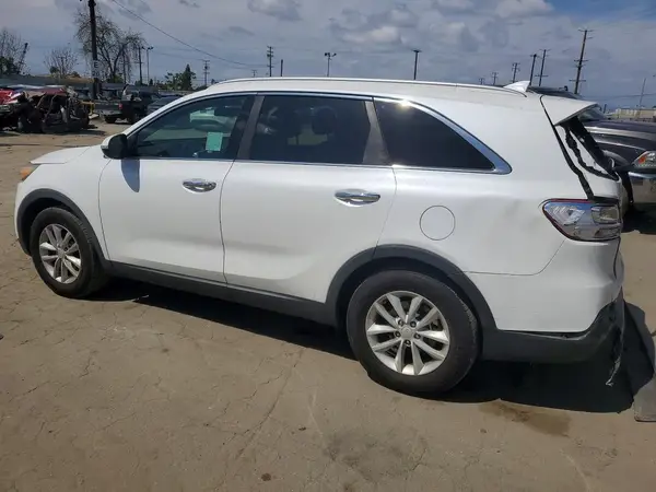 5XYPG4A38JG347999 2018 KIA SORENTO - Image 2