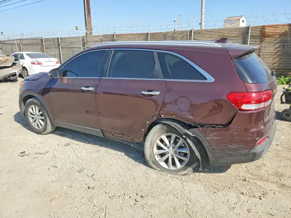 5XYPG4A38JG349185 2018 KIA SORENTO - Image 2