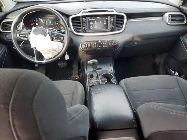 5XYPG4A38JG350627 2018 KIA SORENTO - Image 8