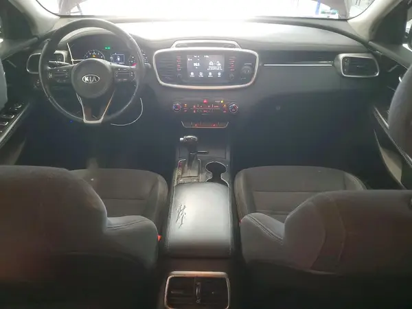 5XYPG4A38JG357688 2018 KIA SORENTO - Image 8
