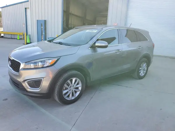 5XYPG4A38JG376340 2018 KIA SORENTO - Image 1