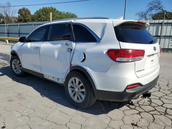 5XYPG4A38JG381814 2018 KIA SORENTO - Image 2