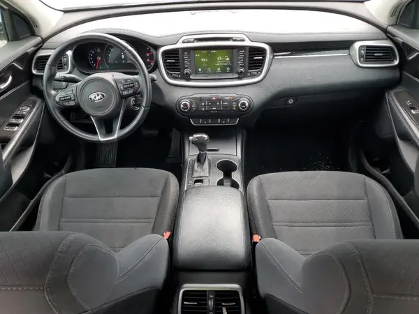 5XYPG4A38JG384115 2018 KIA SORENTO - Image 8