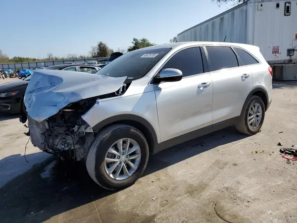 5XYPG4A38JG388309 2018 KIA SORENTO - Image 1