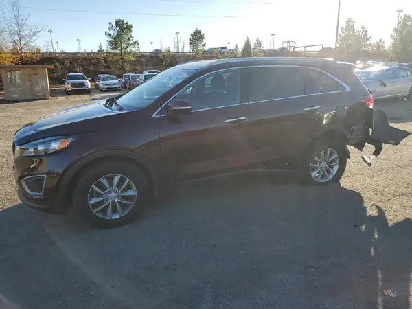 5XYPG4A38JG407067 2018 KIA SORENTO - Image 1