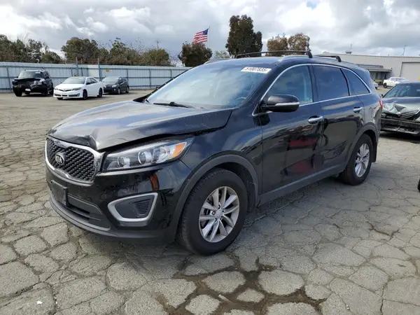 5XYPG4A38JG411703 2018 KIA SORENTO - Image 1