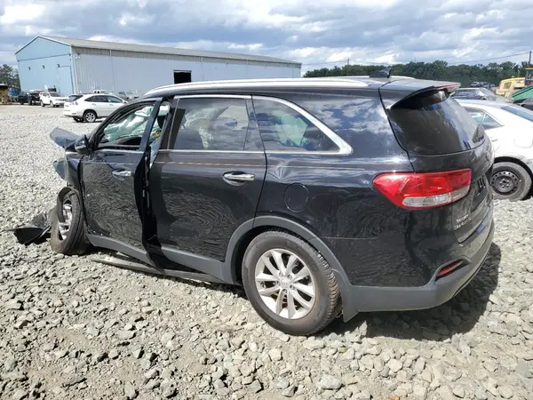 5XYPG4A38JG415847 2018 KIA SORENTO - Image 2
