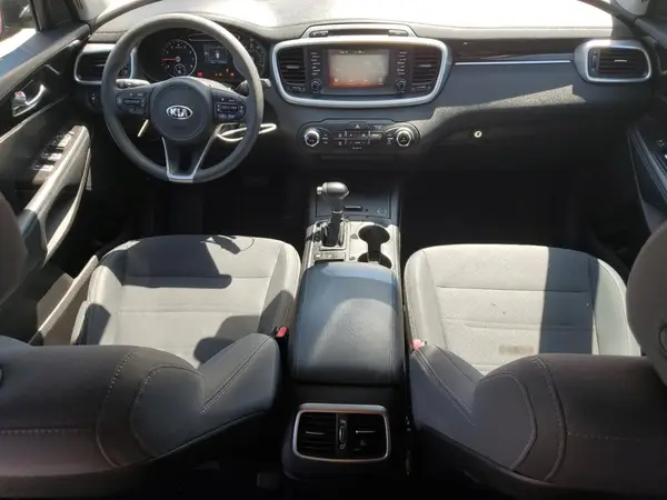 5XYPG4A38JG419123 2018 KIA SORENTO - Image 8
