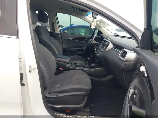 5XYPG4A38JG429862 2018 KIA SORENTO - Image 4