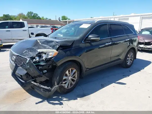 5XYPG4A38JG431837 2018 KIA SORENTO - Image 2