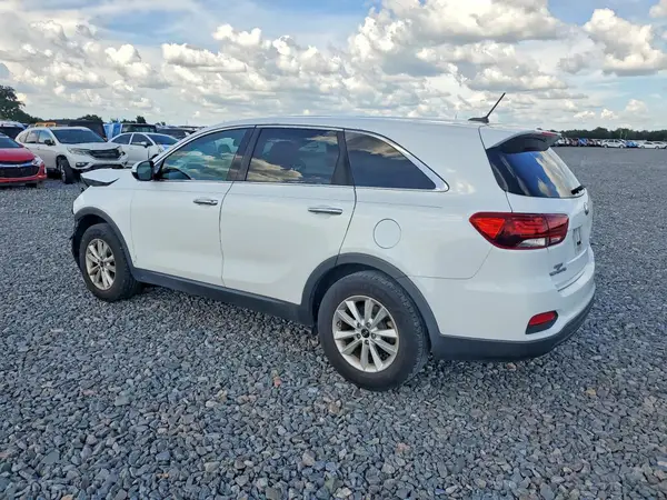 5XYPG4A38KG437655 2019 KIA SORENTO - Image 2