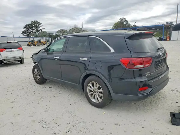 5XYPG4A38KG454701 2019 KIA SORENTO - Image 2