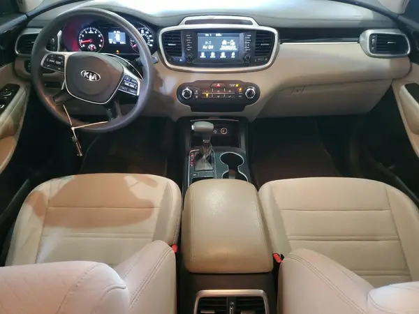 5XYPG4A38KG459400 2019 KIA SORENTO - Image 8