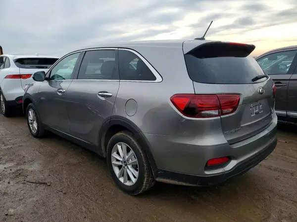 5XYPG4A38KG476889 2019 KIA SORENTO - Image 2