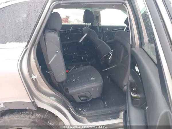 5XYPG4A38KG480344 2019 KIA SORENTO - Image 8