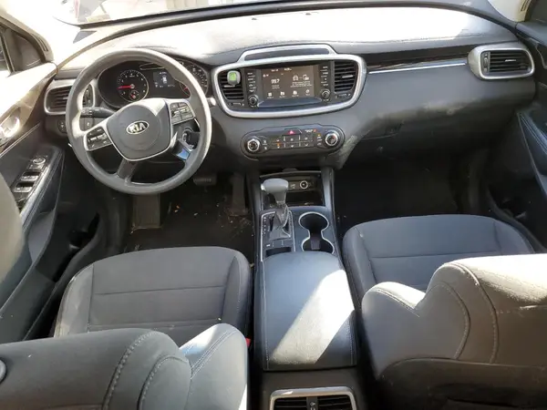 5XYPG4A38KG510779 2019 KIA SORENTO - Image 8