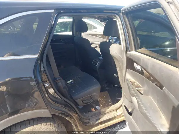 5XYPG4A38KG512760 2019 KIA SORENTO - Image 8