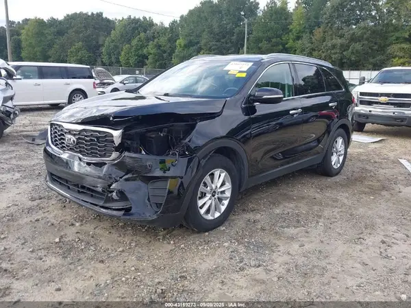 5XYPG4A38KG524794 2019 KIA SORENTO - Image 2
