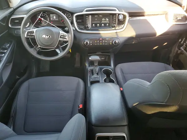 5XYPG4A38KG529168 2019 KIA SORENTO - Image 8