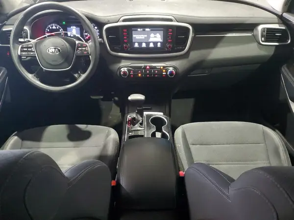 5XYPG4A38KG530126 2019 KIA SORENTO - Image 8