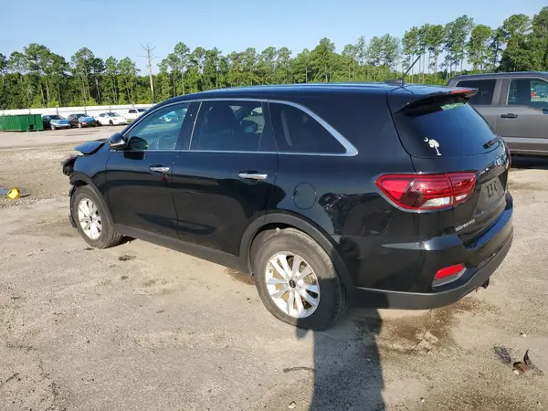 5XYPG4A38KG530529 2019 KIA SORENTO - Image 2