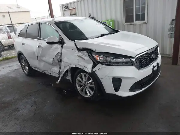 5XYPG4A38KG533544 2019 KIA SORENTO - Image 1