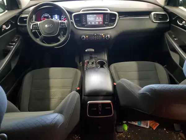 5XYPG4A38KG533768 2019 KIA SORENTO - Image 8